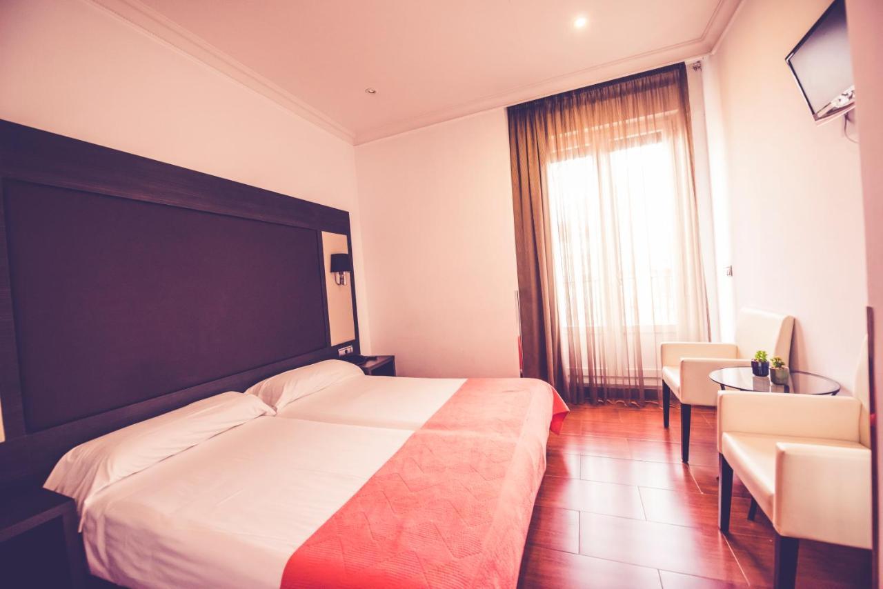 Hostal Sol Los Angeles مدريد المظهر الخارجي الصورة